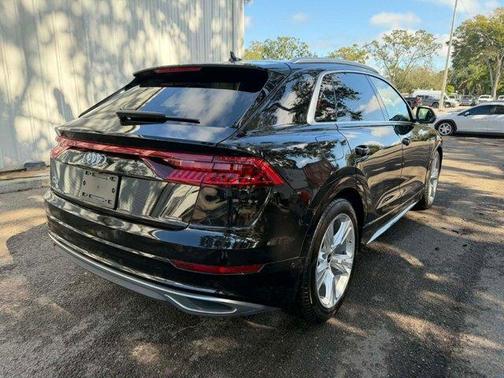 2023 Audi Q8 55 Prestige