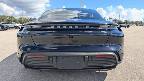 2022 Porsche Taycan 4S