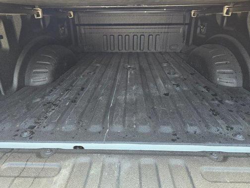 White Metallic 2021 Ford F-250 Limited
