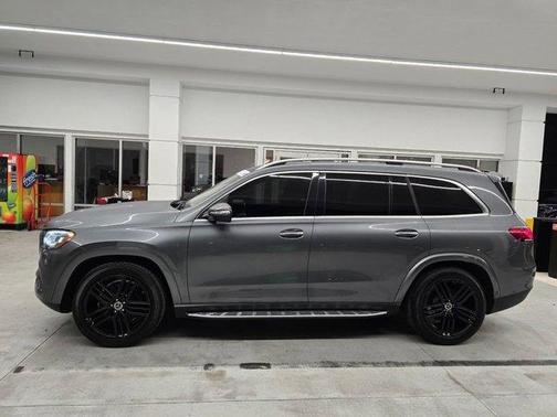 2022 Mercedes-Benz GLS 450 4MATIC