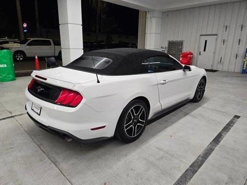 Oxford White 2018 Ford Mustang EcoBoost Premium