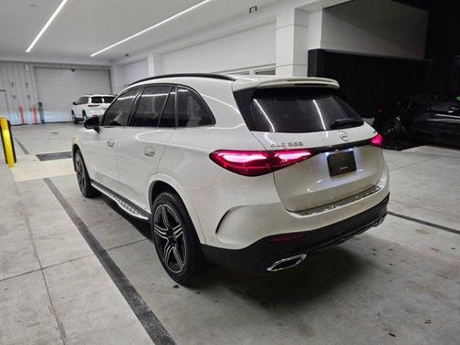 2025 Mercedes-Benz GLC 300 Base 4MATIC