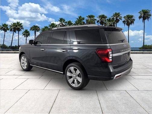 2023 Ford Expedition Platinum