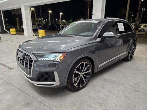 2022 Audi SQ7 4.0T Premium Plus