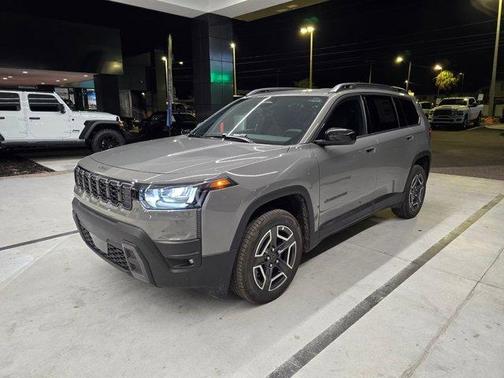 Sting Gray Clearcoat 2026 Jeep Cherokee LAREDO/LIMITED