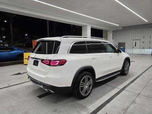 2022 Mercedes-Benz GLS 450 4MATIC