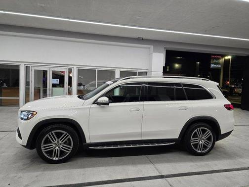 2022 Mercedes-Benz GLS 450 4MATIC