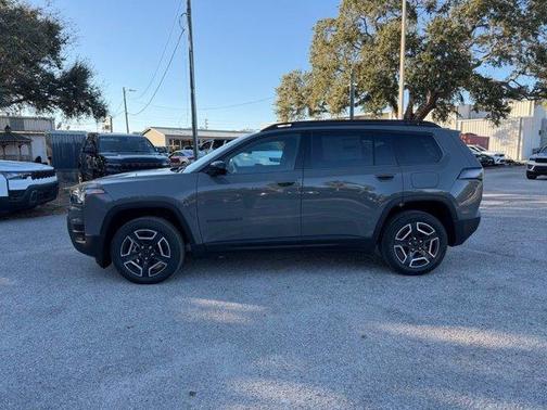 2026 Jeep Cherokee LAREDO/LIMITED