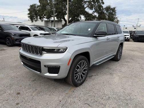 Silver Zynith 2025 Jeep Grand Cherokee L Summit