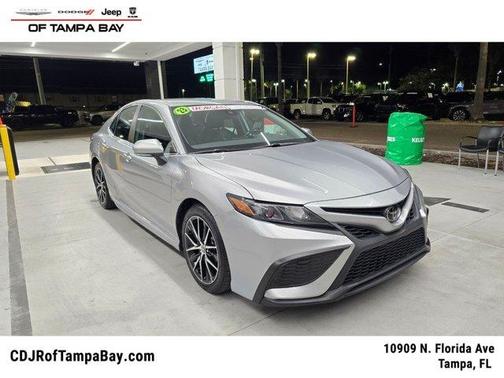 Celestial Silver Metallic 2023 Toyota Camry SE