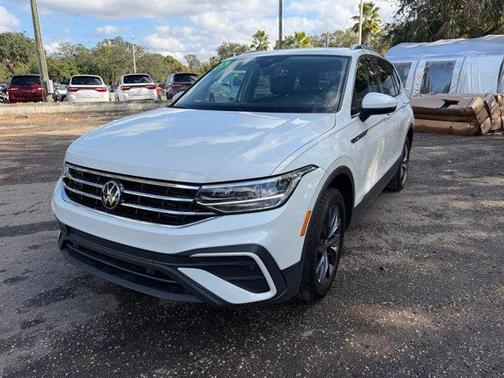 2023 Volkswagen Tiguan 2.0T SE