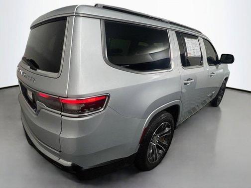 2023 Jeep Grand Wagoneer Base