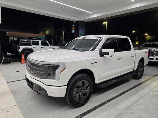 White Metallic 2023 Ford F-150 Lightning LARIAT
