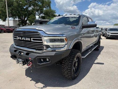 Billet Silver Metallic Clearcoat 2022 RAM 3500 Laramie