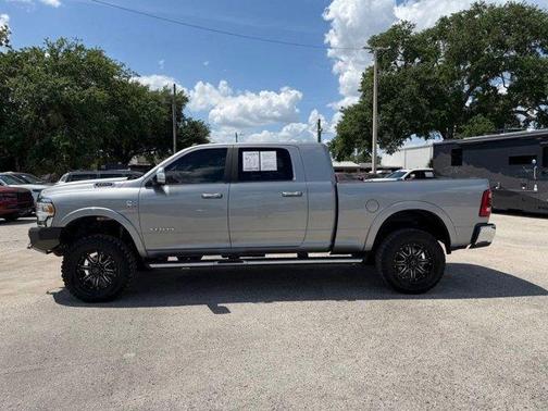 Billet Silver Metallic Clearcoat 2022 RAM 3500 Laramie