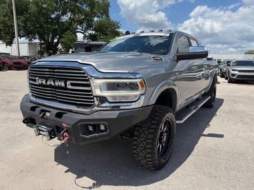 Billet Silver Metallic Clearcoat 2022 RAM 3500 Laramie