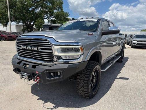 Billet Silver Metallic Clearcoat 2022 RAM 3500 Laramie