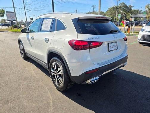 2025 Mercedes-Benz GLA 250 Base