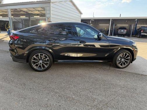2024 BMW X6 xDrive40i