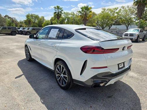 2026 BMW X6 xDrive40i