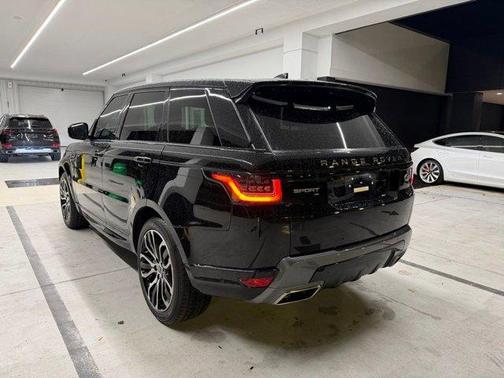 2021 Land Rover Range Rover Sport HSE Silver Edition