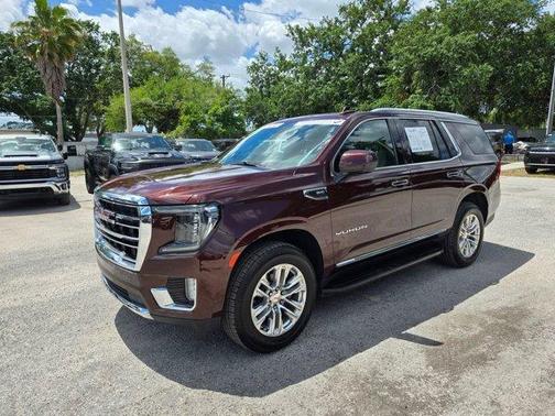 2023 GMC Yukon SLT