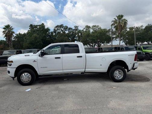 Bright White Clearcoat 2026 RAM 3500 Big Horn