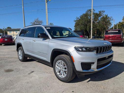 2025 Jeep Grand Cherokee L Laredo