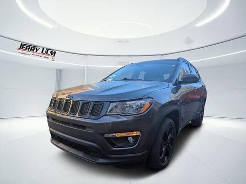 Granite Crystal Clearcoat Metallic 2018 Jeep Compass Altitude