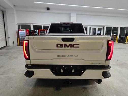 White Frost Tri-Coat 2024 GMC Sierra 3500 Denali