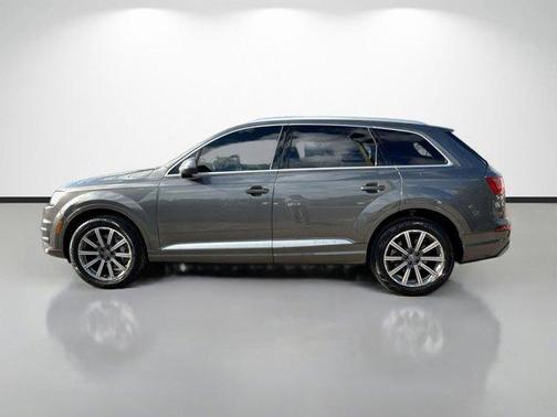 2019 Audi Q7 45 Premium Plus