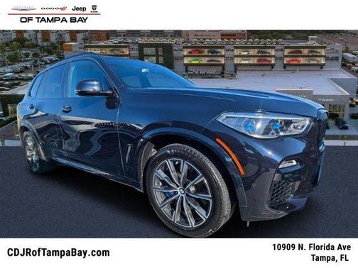 Carbon Black Metallic 2021 BMW X5 M50i
