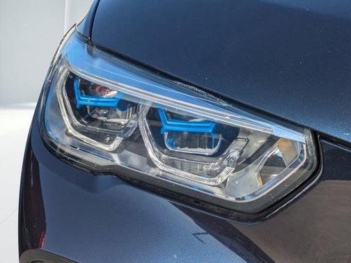 Carbon Black Metallic 2021 BMW X5 M50i