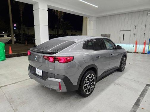 2025 BMW X2 xDrive28i