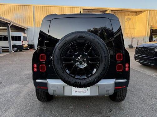 2025 Land Rover Defender P300