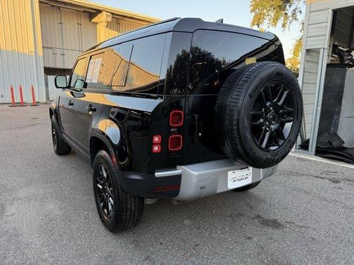 2025 Land Rover Defender P300