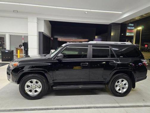 2014 Toyota 4Runner SR5