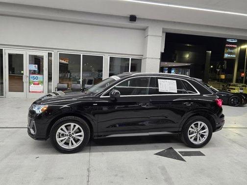 2025 Audi Q3 45 S line Premium