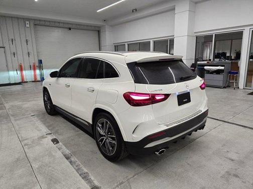 2025 Mercedes-Benz AMG GLA 35 Base