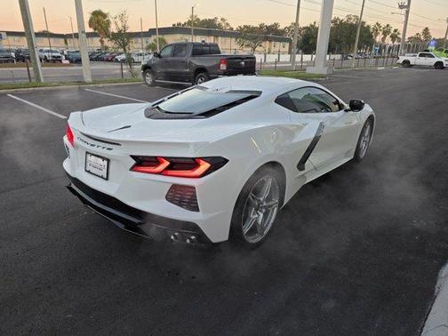 2025 Chevrolet Corvette Stingray w/1LT