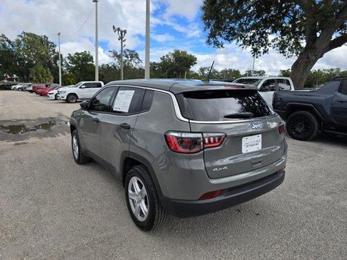 2023 Jeep Compass Sport