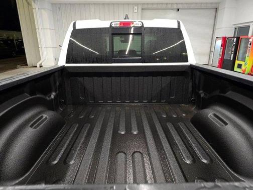 Bright White Clearcoat 2025 RAM 1500 Big Horn