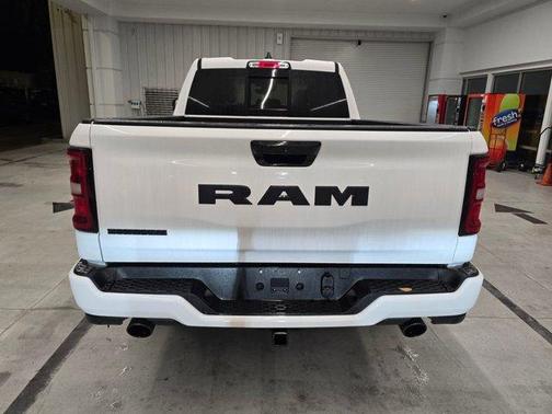Bright White Clearcoat 2025 RAM 1500 Big Horn