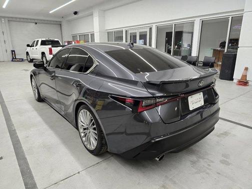 2022 Lexus IS 300 Base