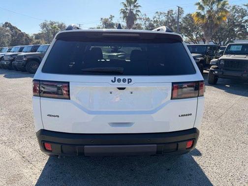 2026 Jeep Cherokee LAREDO/LIMITED
