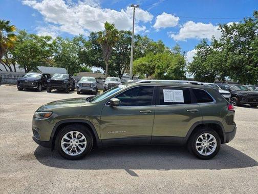 Olive Green Pearlcoat 2019 Jeep Cherokee Latitude