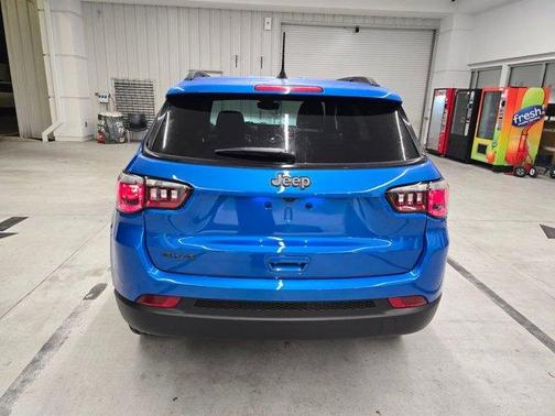 Hydro Blue Pearlcoat 2026 Jeep Compass Latitude