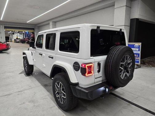 2025 Jeep Wrangler Sahara