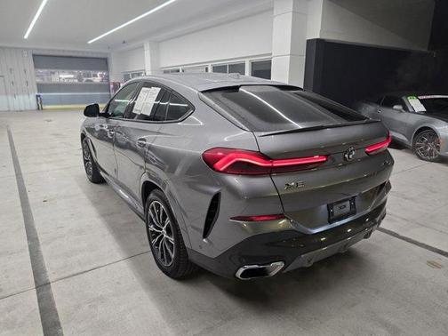 2025 BMW X6 xDrive40i