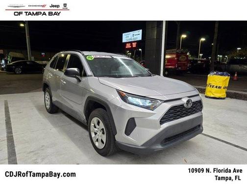 2020 Toyota RAV4 LE